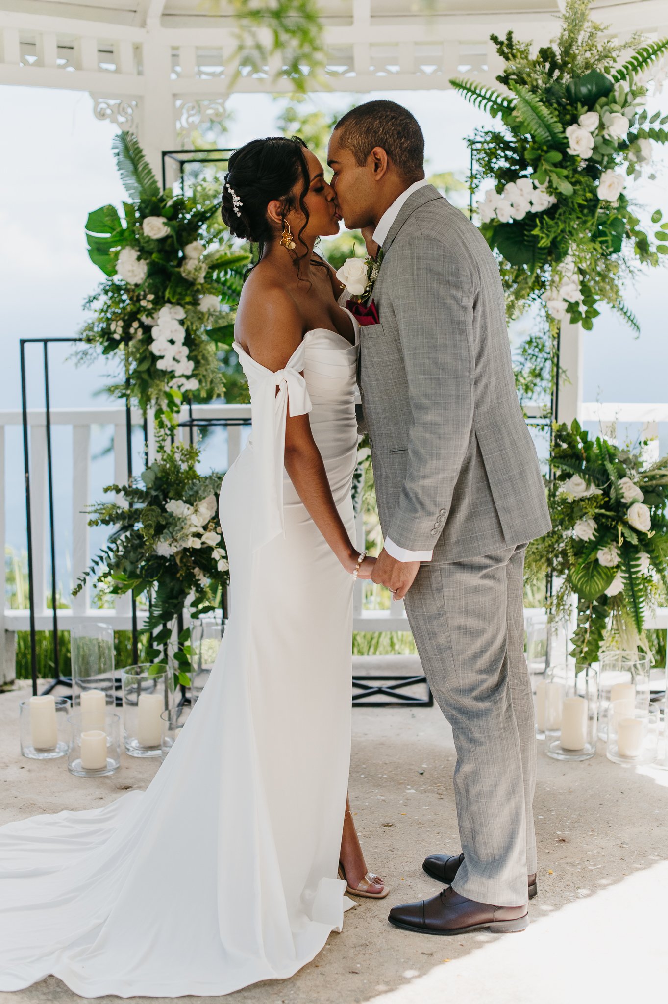 gabymariephotography-trinidad-microwedding-mahoganyridge-9.jpg