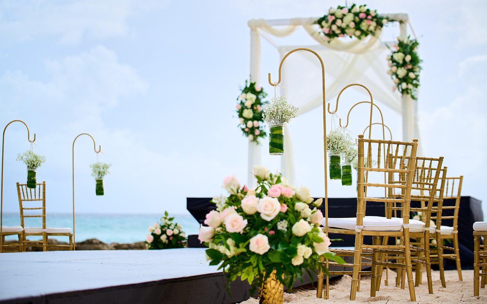 o2beachclub-weddings-gallery-image-01-642ae674c73e3.jpg